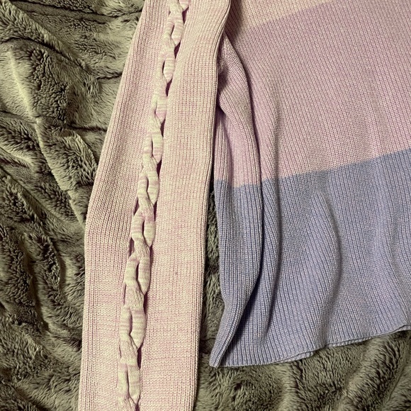 Lilly Pulitzer Sweater - Picture 2 of 2